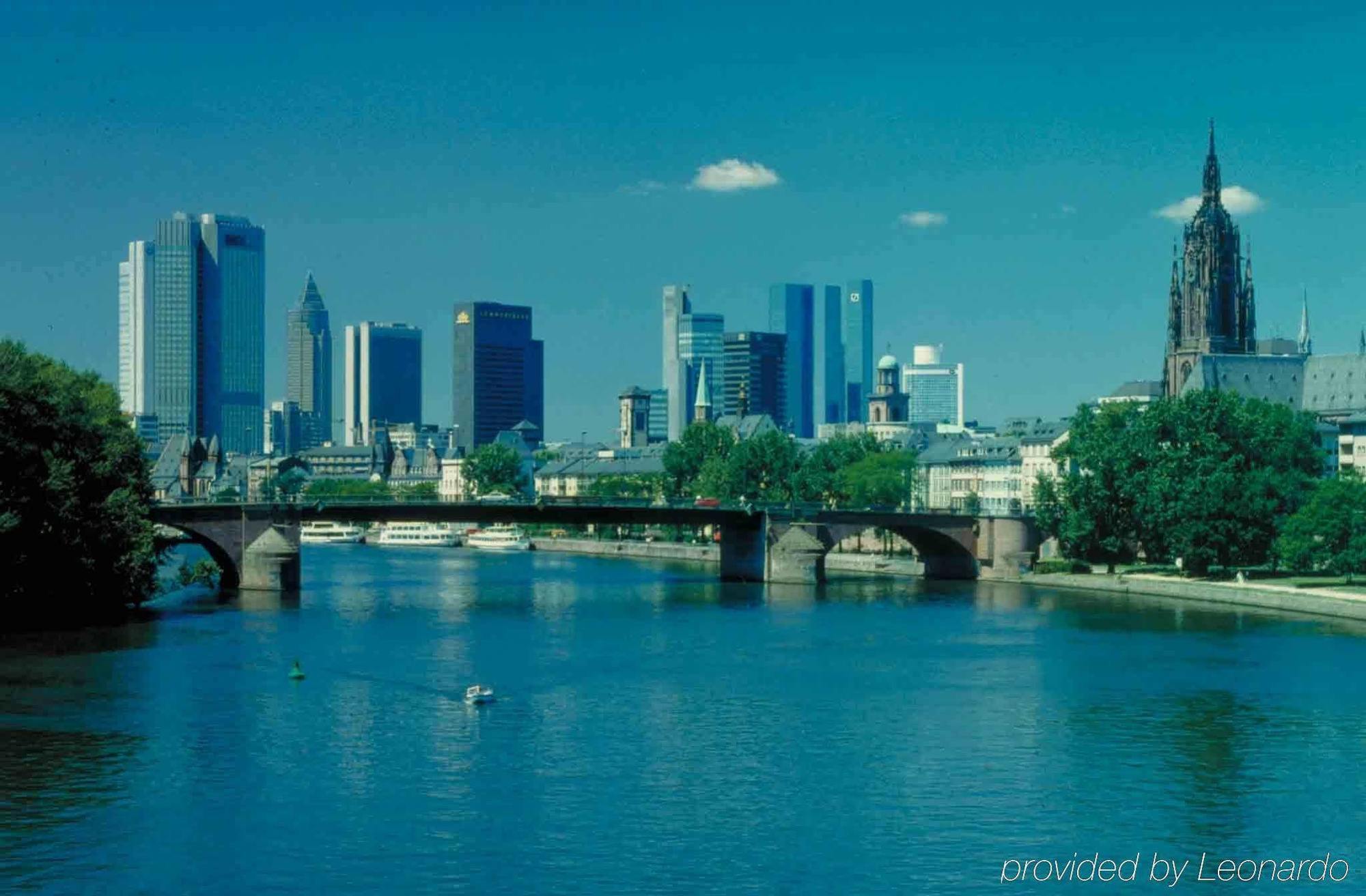 Mercure Frankfurt Messe Hotel 4*